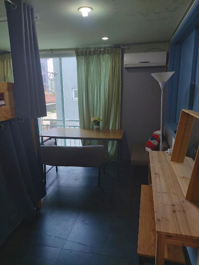 Buzz Guesthouse Hostel 首爾 外观 照片